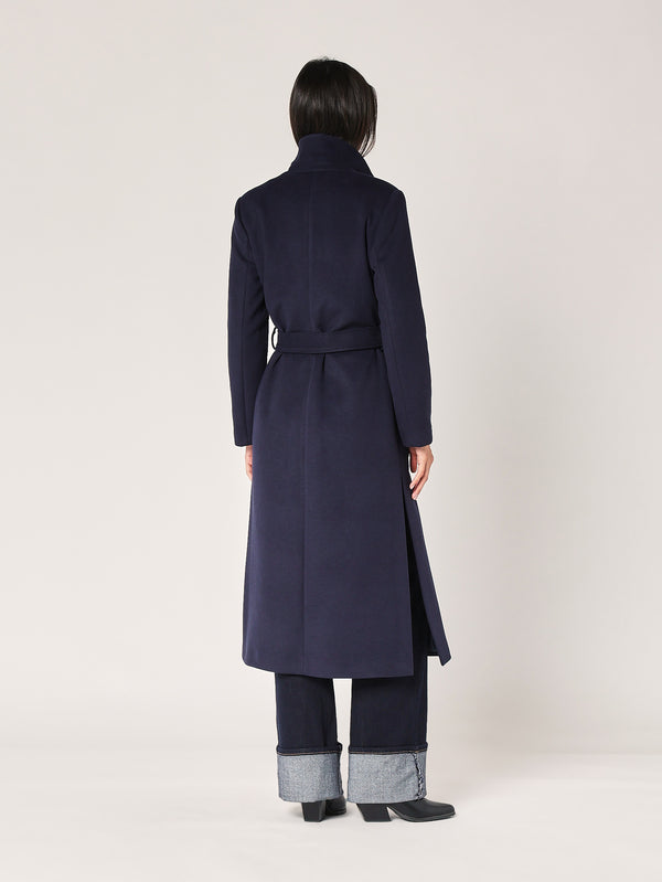 Cappotto con spacchi laterali