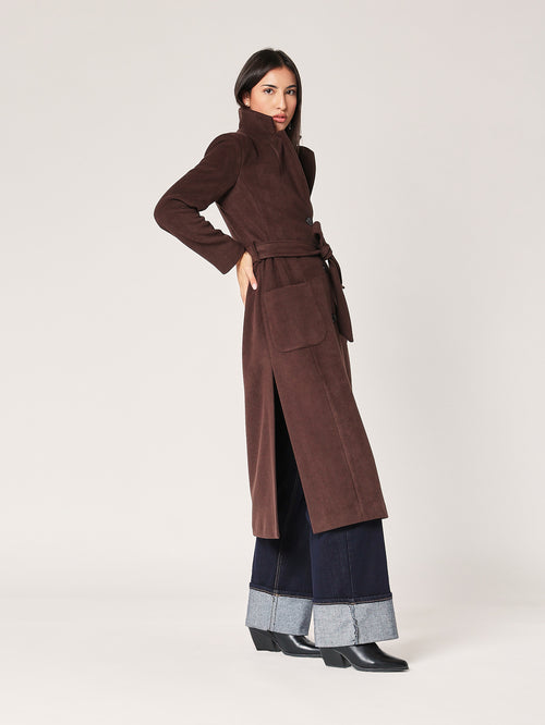Cappotto con spacchi laterali