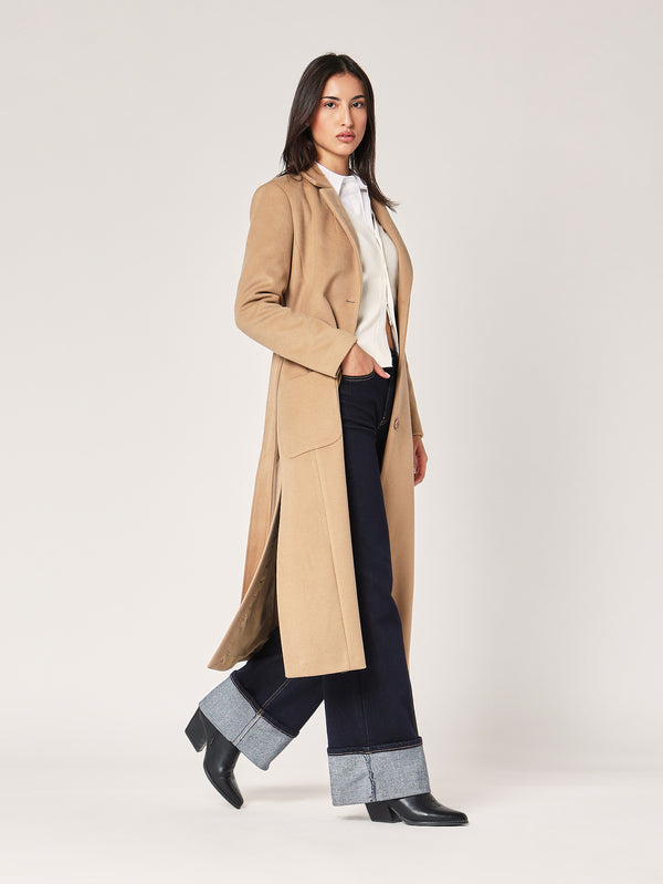 Cappotto con spacchi laterali