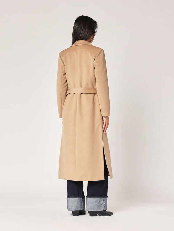 Cappotto con spacchi laterali