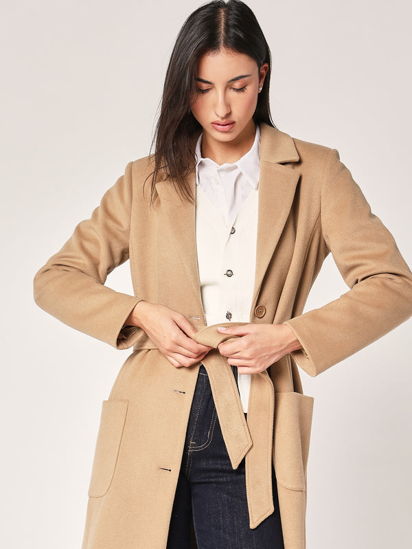 Cappotto con spacchi laterali
