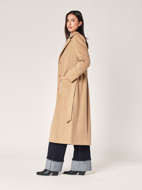 Cappotto con spacchi laterali