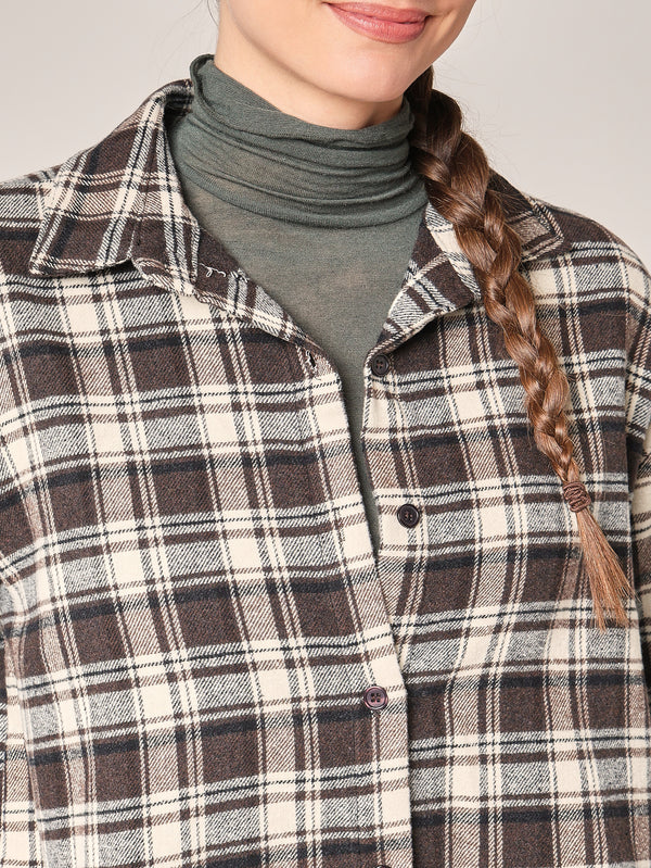 kariertes Flanellhemd