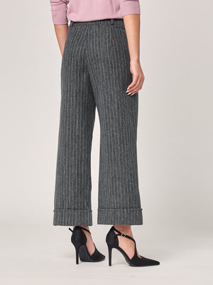 Pantalone a righe con risvolto