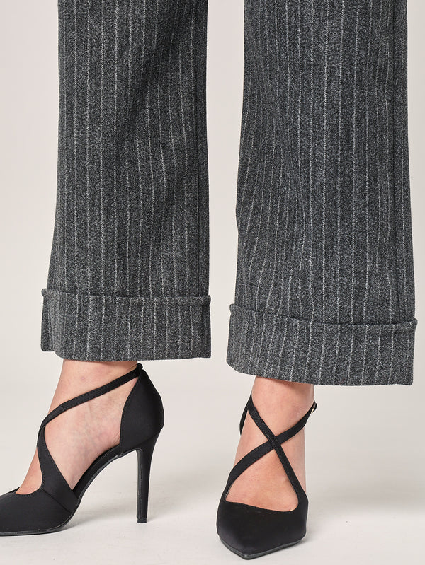 Pantalone a righe con risvolto