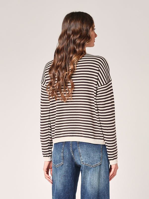 Gestreifter Pullover