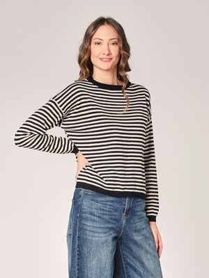 Gestreifter Pullover