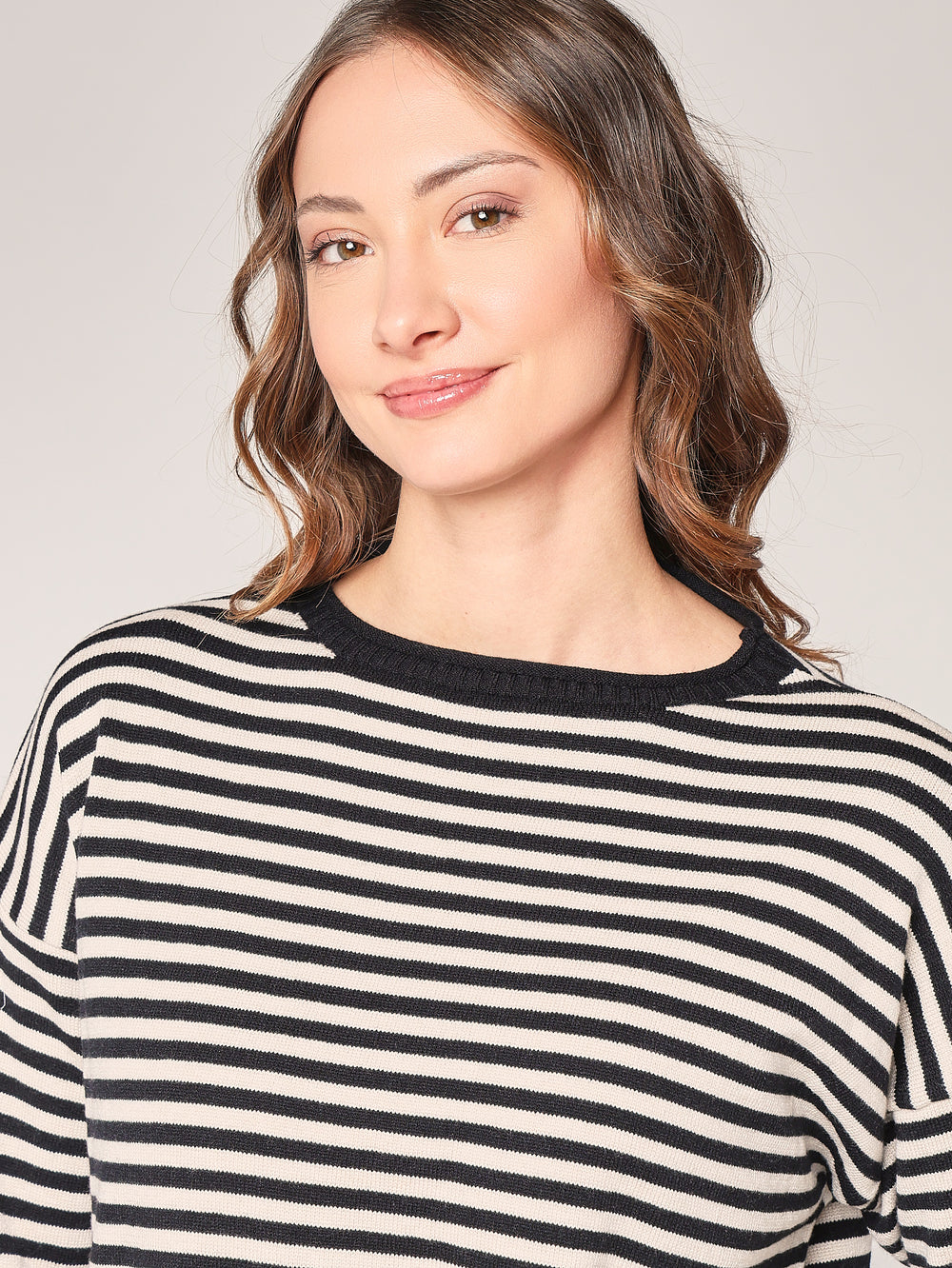 Gestreifter Pullover