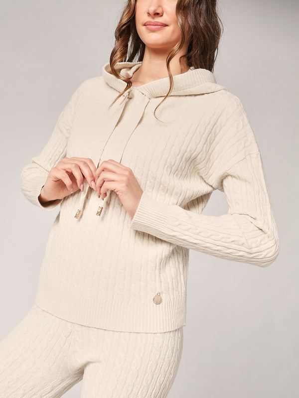 Komplett mit Zöpfen