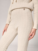 Komplett mit Zöpfen