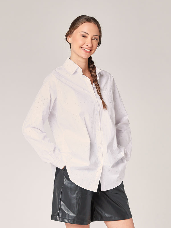 Hemd mit Strasssteinen