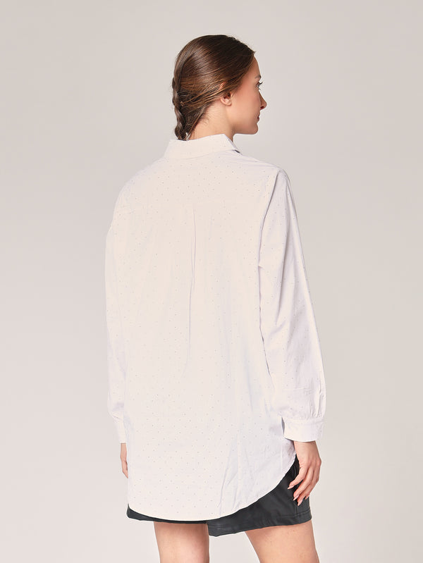 Hemd mit Strasssteinen