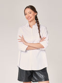 Hemd mit Strasssteinen