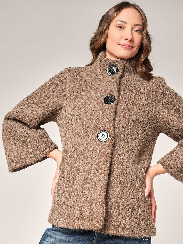 Cappotto corto con bottoni