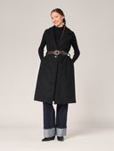 Langer ärmelloser Mantel