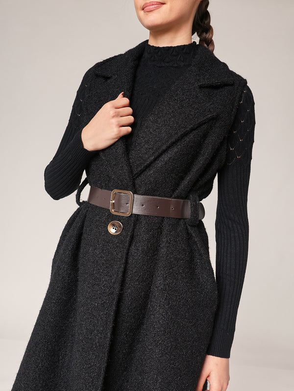 Langer ärmelloser Mantel