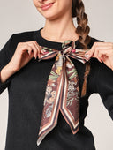 Pullover mit Pashmina-Schleife