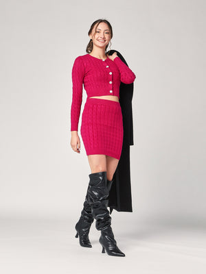 Completo golfino e gonna trecce