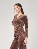 Maglia righe lurex e gioiello