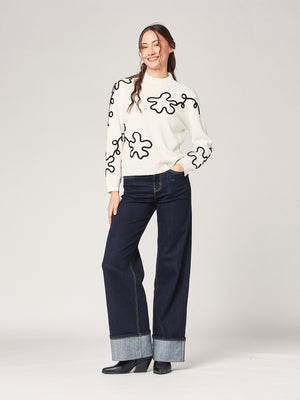 Maglia con ricamo davanti