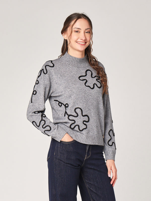 Maglia con ricamo davanti