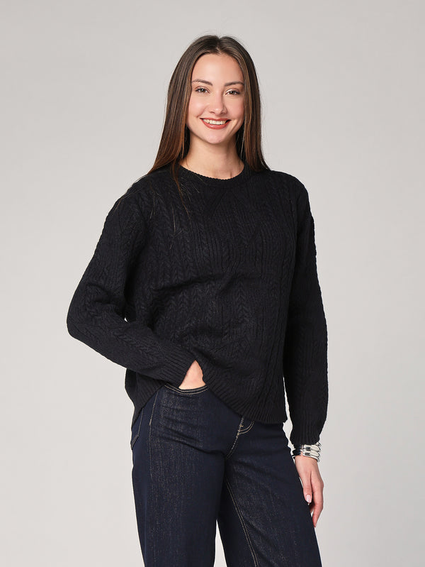 Maglia girocollo con trecce