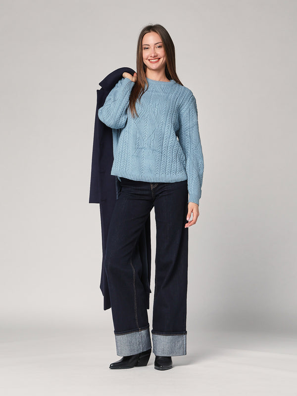 Maglia girocollo con trecce