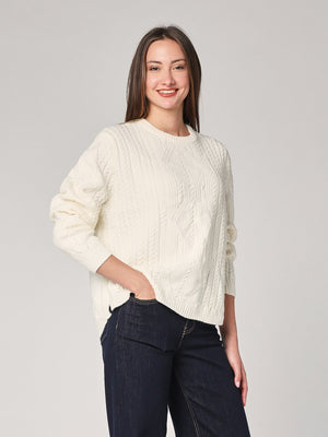 Maglia girocollo con trecce