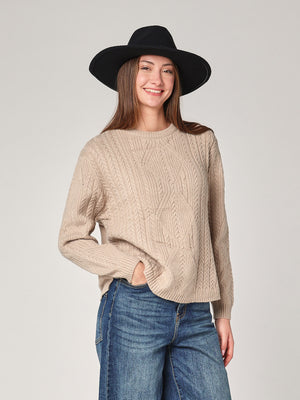 Maglia girocollo con trecce