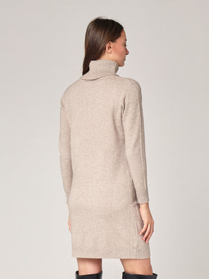 Abito maglia con trecce