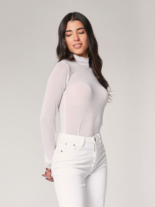 Dolcevita cashmere con pizzo