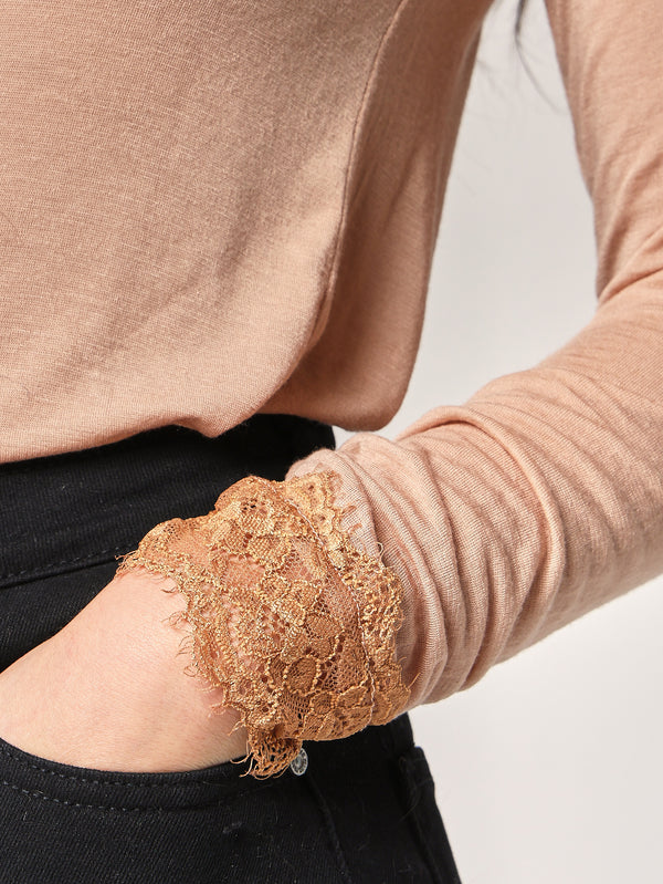 Dolcevita cashmere con pizzo