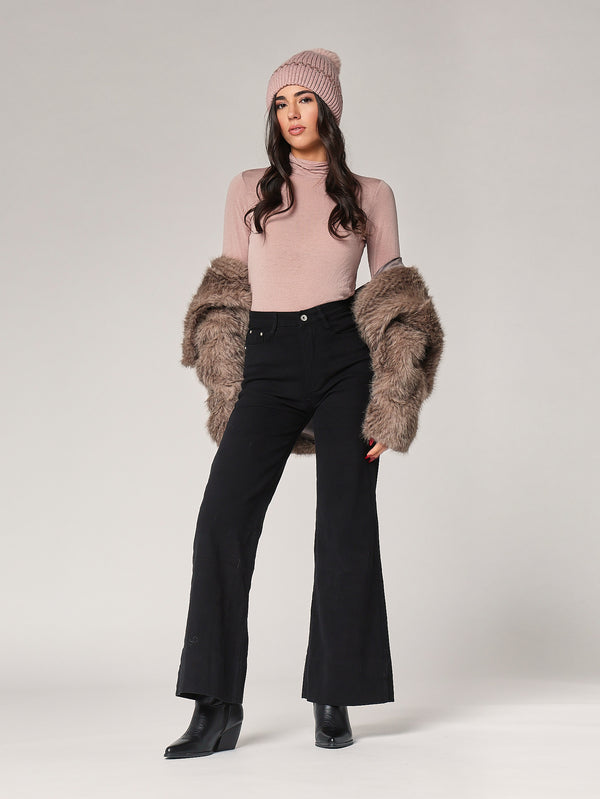 Dolcevita cashmere con pizzo