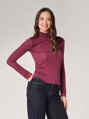 Dolcevita cashmere con pizzo