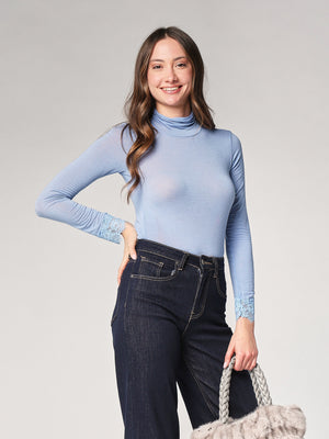 Dolcevita cashmere con pizzo