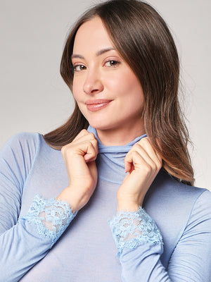 Dolcevita cashmere con pizzo