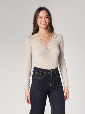 Maglia cashmere collo V pizzo