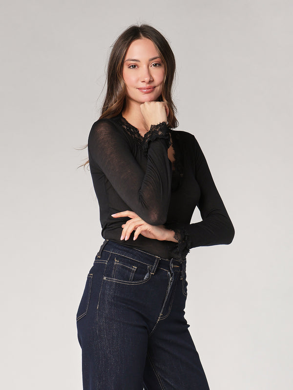 Maglia cashmere collo V pizzo