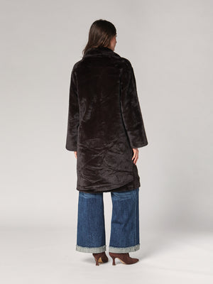 Pelliccia doppiopetto lunga