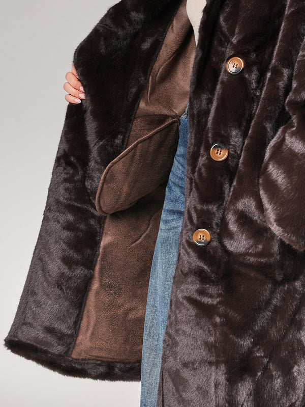 Pelliccia doppiopetto lunga