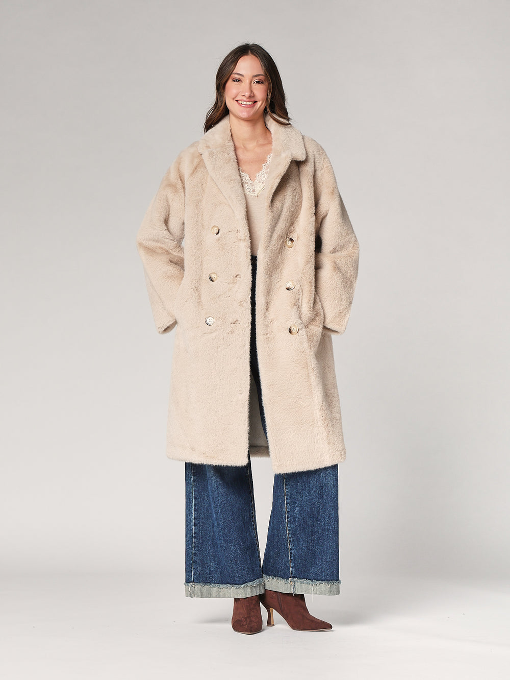 Pelliccia doppiopetto lunga