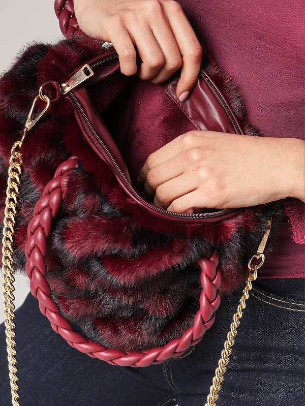 Borsa pelliccia mani trecce