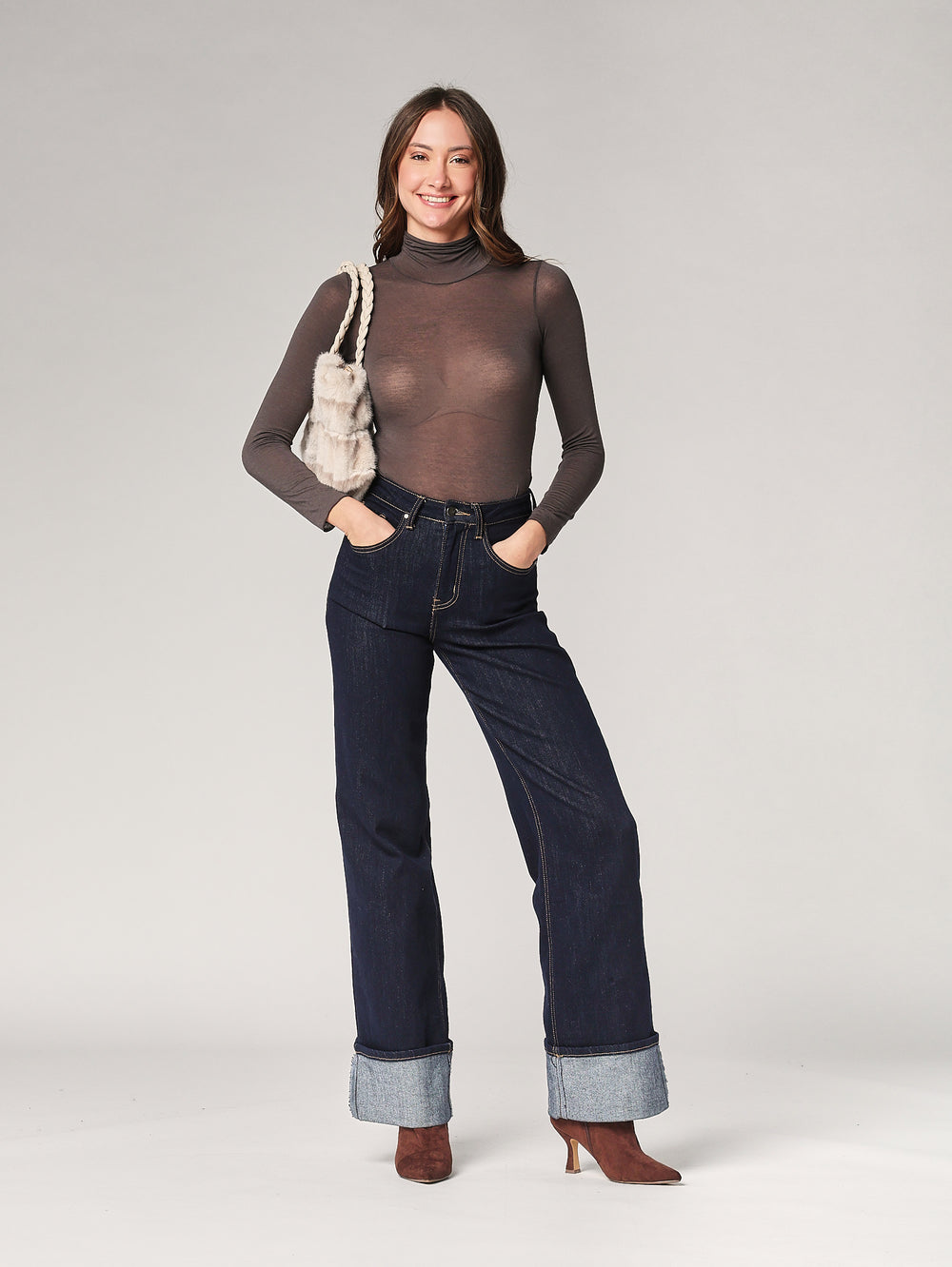 Body cashmere collo alto