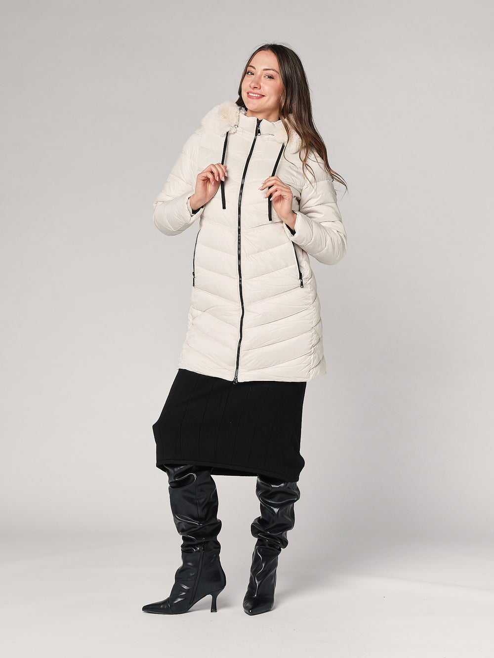 Piumino con cappuccio