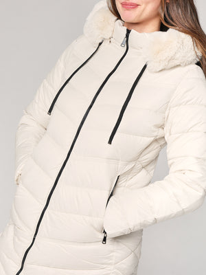 Piumino con cappuccio