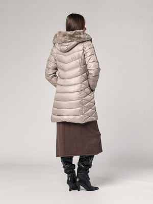 Piumino con cappuccio