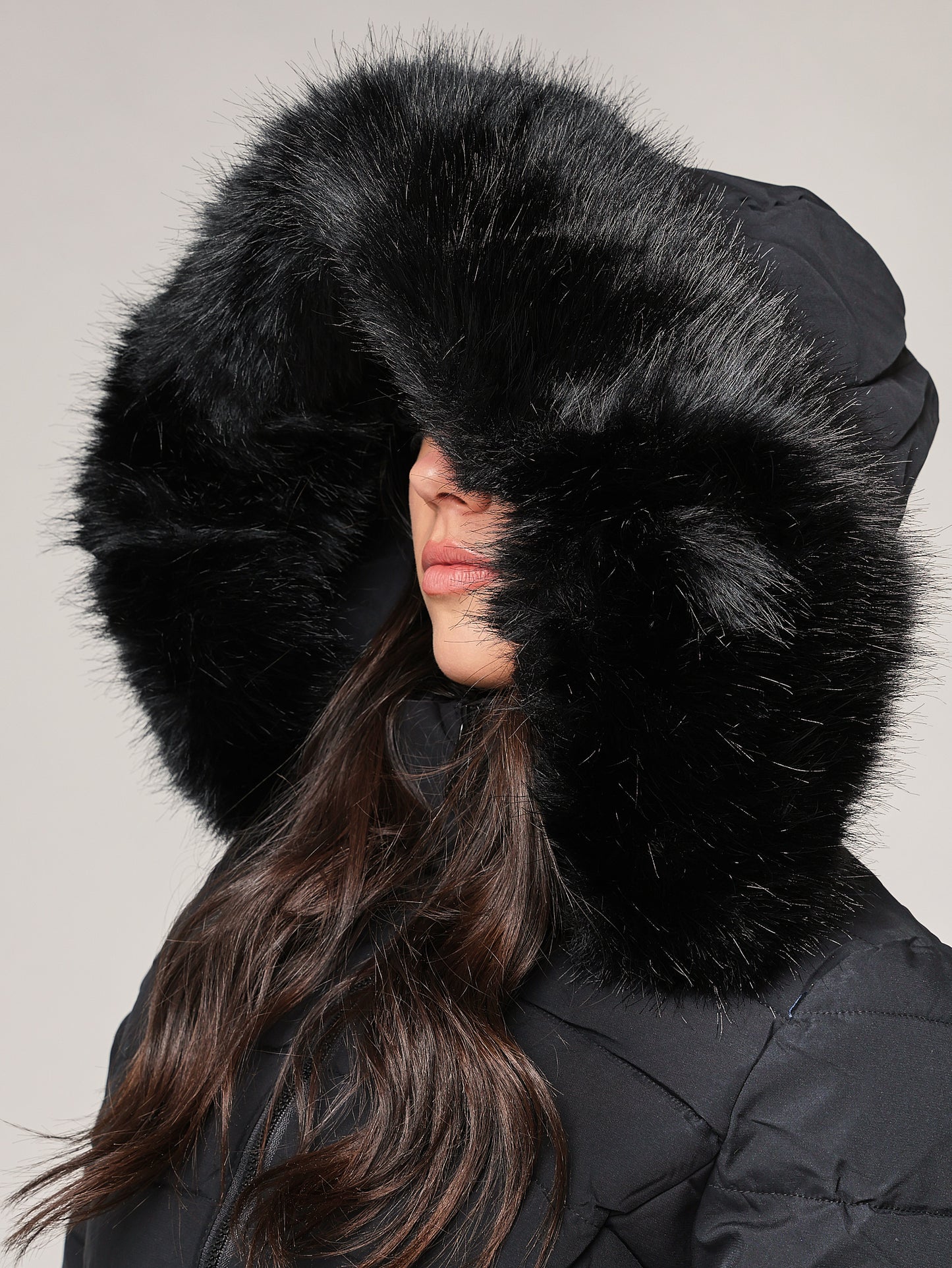 Piumino con cappuccio