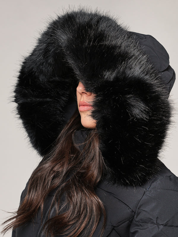 Piumino con cappuccio