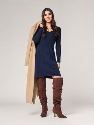 Abito maglia collo V