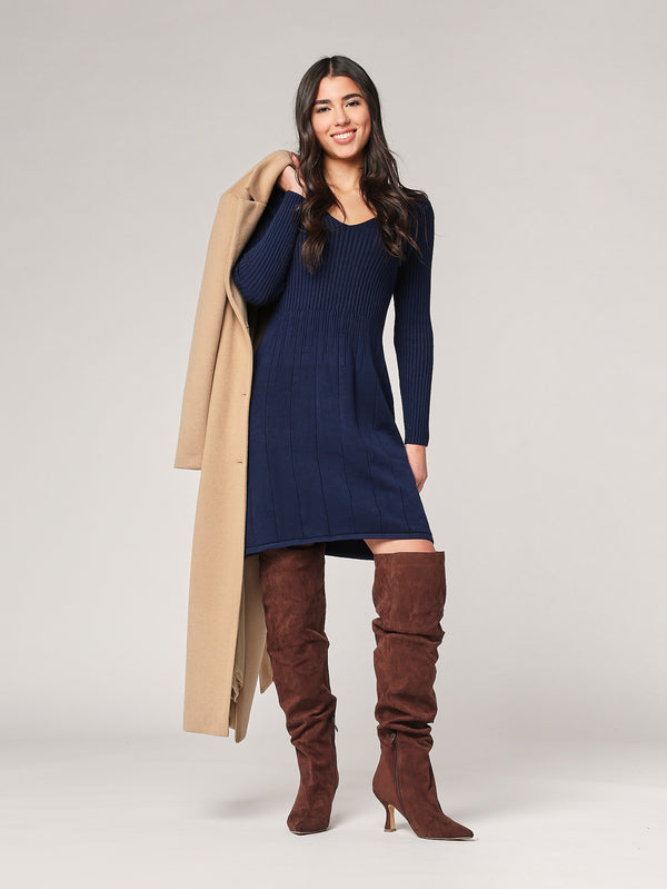 Abito maglia collo V